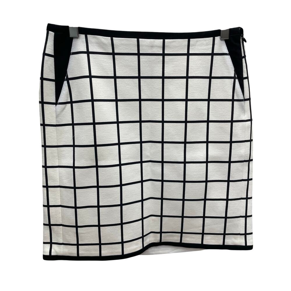 WHBM White House Black Market Cream and Black Windowpane Pattern Skirt Size 4
